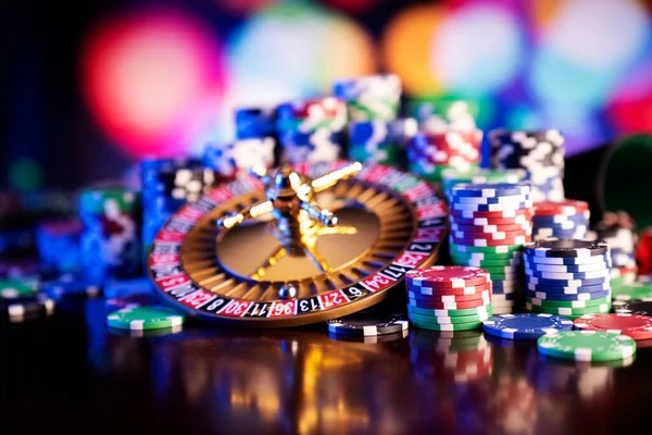 Multi-camera live-dealer studio view showing roulette wheel and betting interface on sahabatqq Live Casino